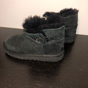 Adorable childs Ugg boots for winter, or snow size 13